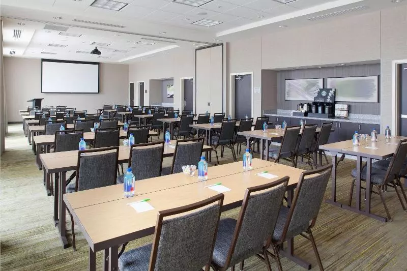 ホテル Courtyard By Marriott Atlanta Lithia Springs