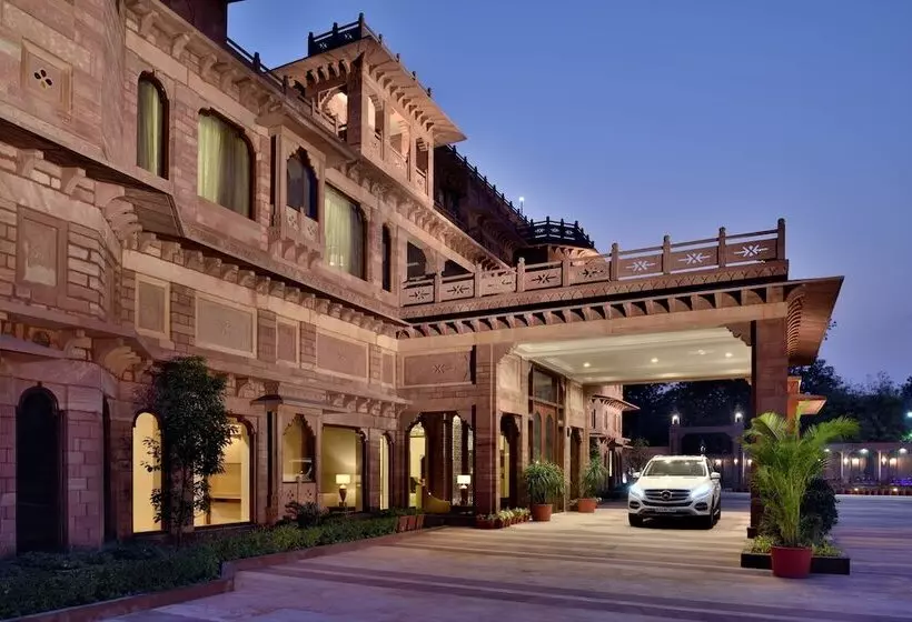 ホテル Radisson Jodhpur