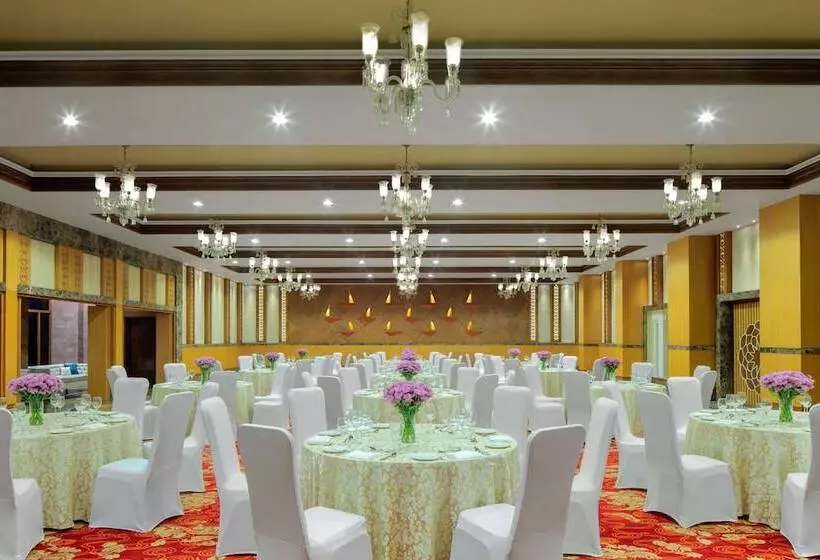 ホテル Radisson Jodhpur