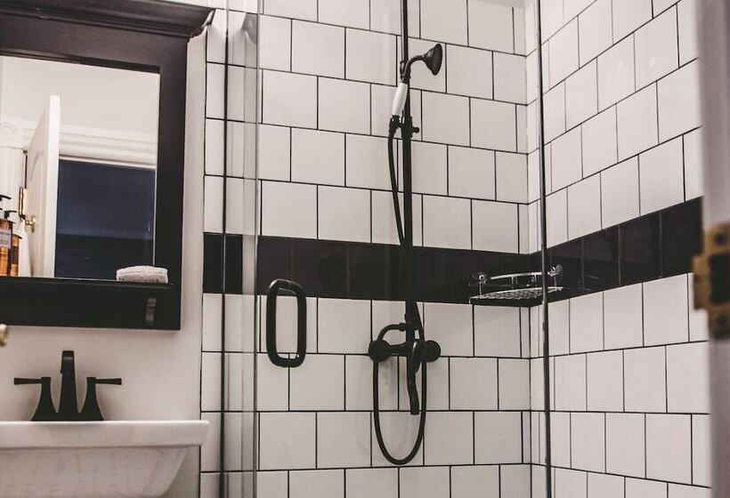 Отель The Grand