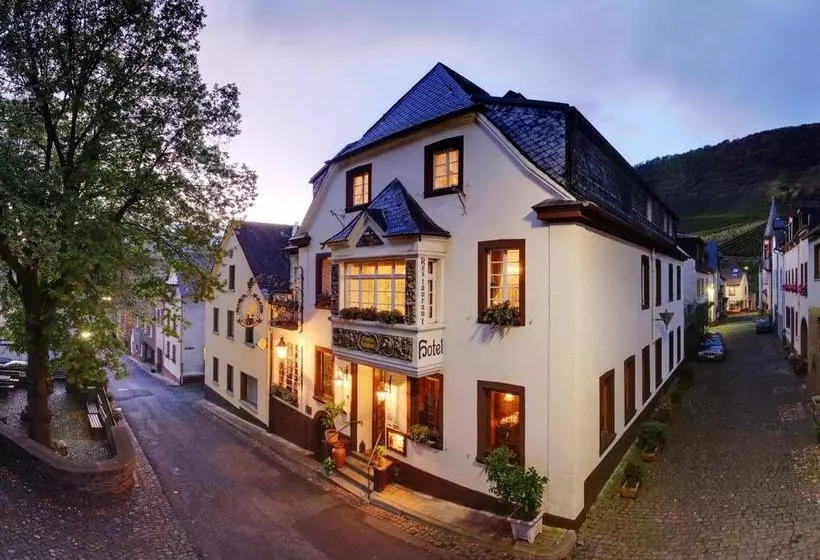 Hotelli Weingut Schützen