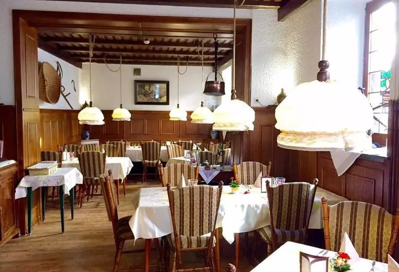 Hotelli Weingut Schützen