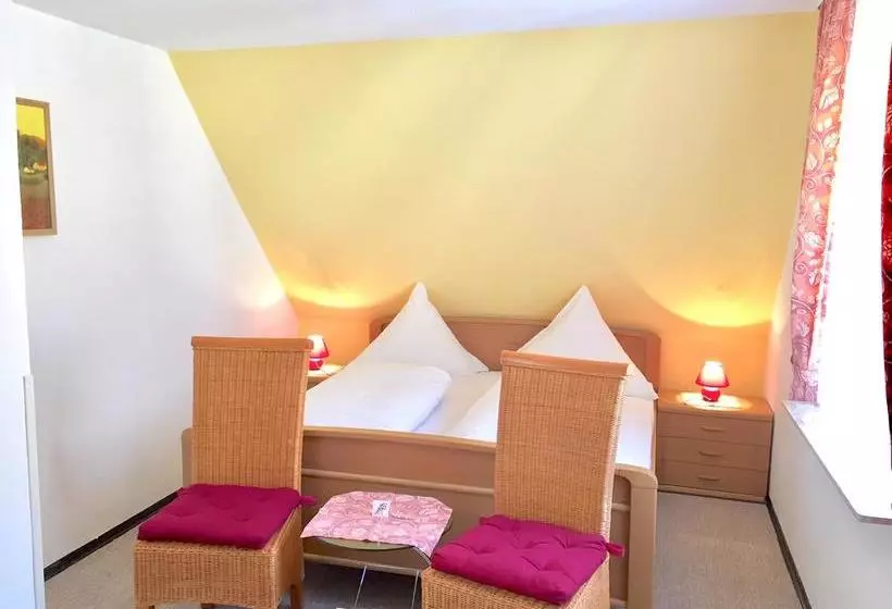 Hotelli Weingut Schützen