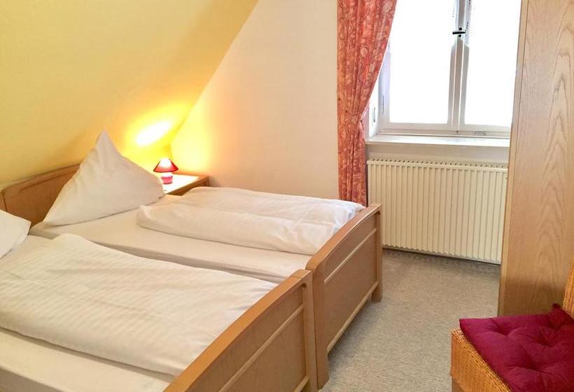 בית מלון כפרי Weingut Schützen