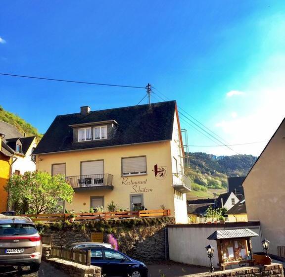 בית מלון כפרי Weingut Schützen