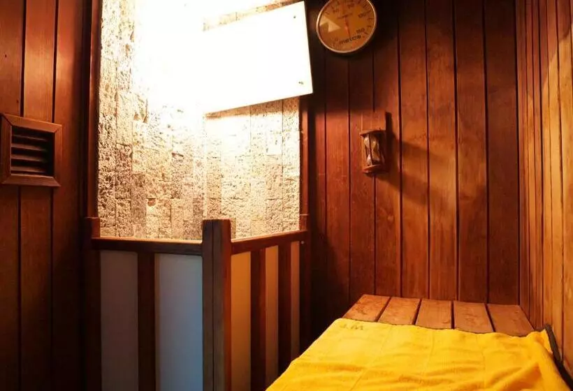 Hotelli Wisterian Life Club Usami