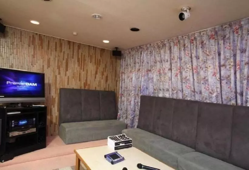 Hotelli Wisterian Life Club Usami