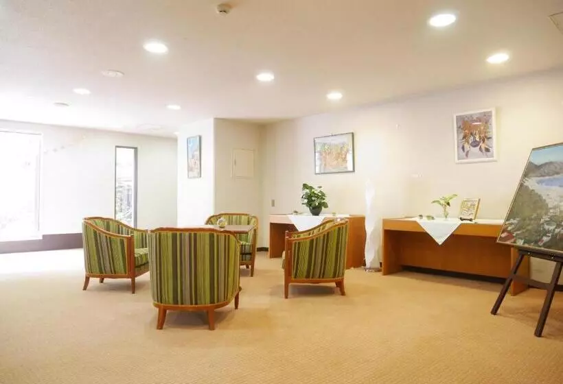 Hotelli Wisterian Life Club Usami