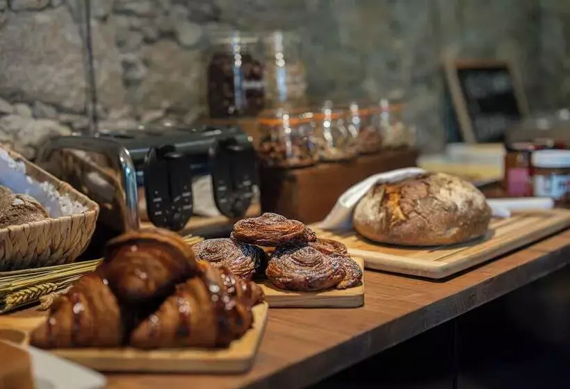 هتل Casanova Farmhouse