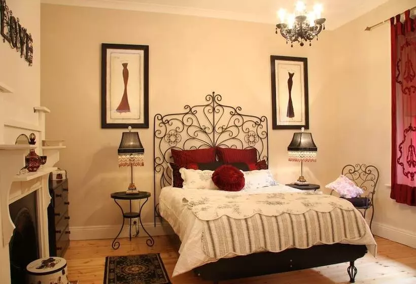 Azalea Cedar Rose Barossa Valley Villa