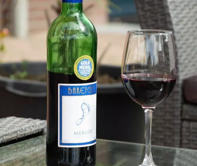 Aamiaismajoitus (B&B) Antonius Hoeve