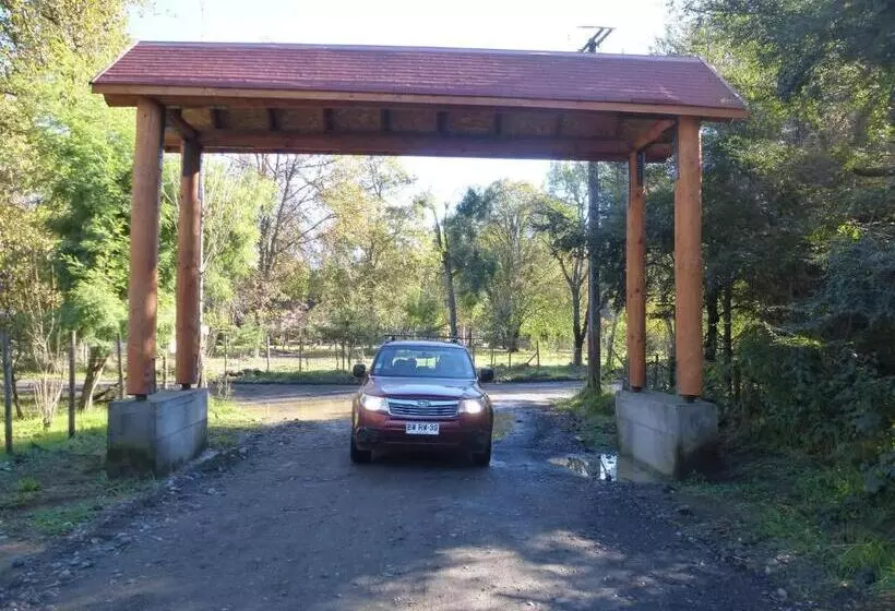 تختخواب و صبحانه Cabaña Camino Al Volcán