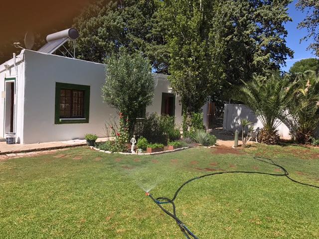 Bed and Breakfast Karoo Ouberg Guest Lodge