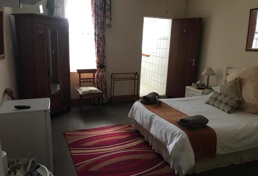 Bed and Breakfast Karoo Ouberg Guest Lodge