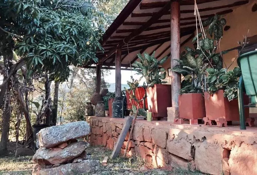 Aamiaismajoitus (B&B) Surrona