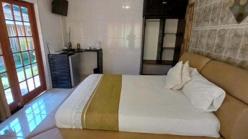 Belle Vue Bed & Breakfast