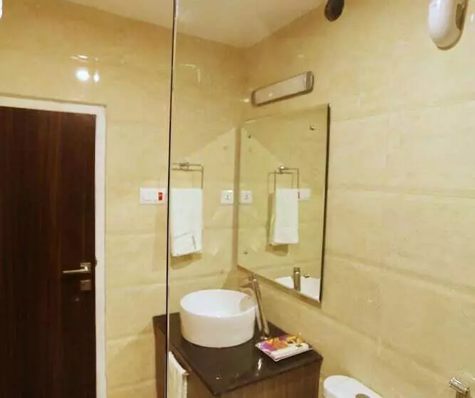 Hotelli 22 Enclave By Evoke Lifestyle