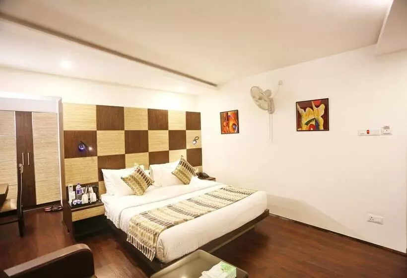 Hotelli 22 Enclave By Evoke Lifestyle