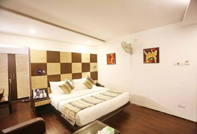 Hotelli 22 Enclave By Evoke Lifestyle