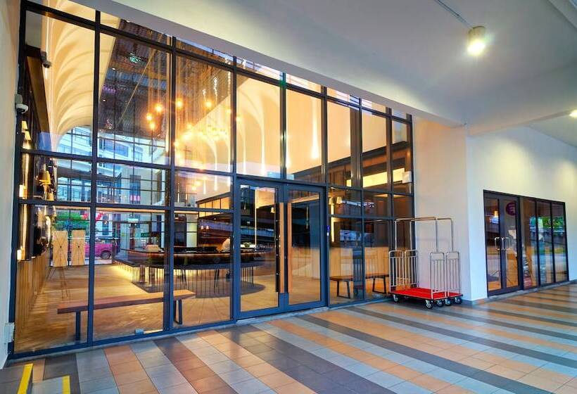 Bespoke Hotel Puchong