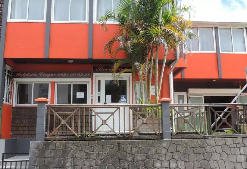 هتل Hôtel Du Cirque