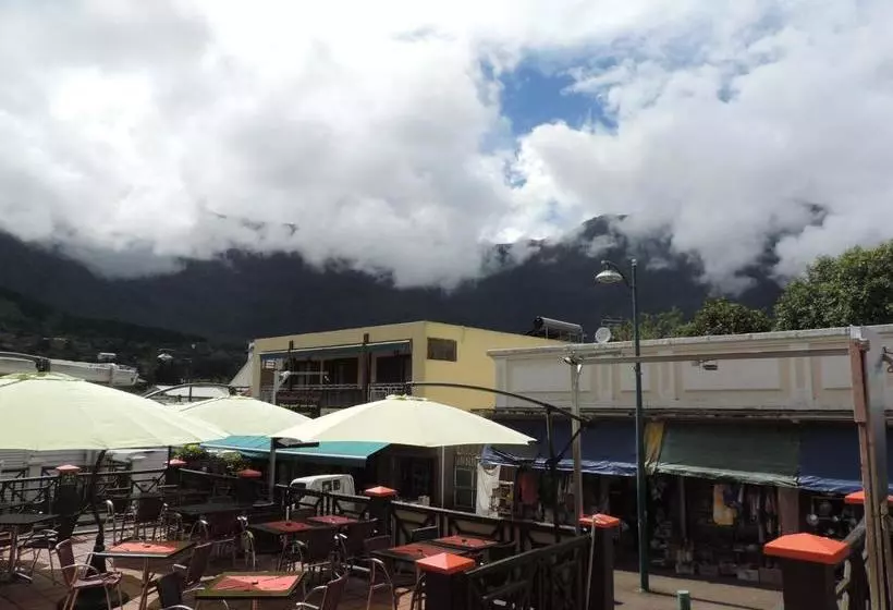 هتل Hôtel Du Cirque