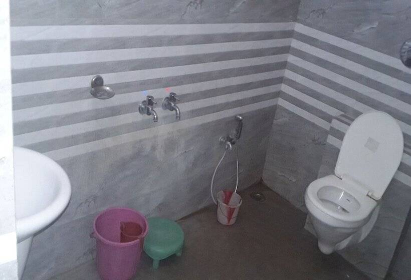 בית מלון כפרי Kaustubh