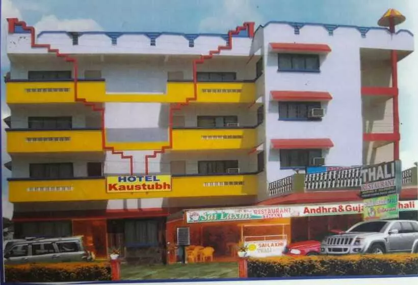 ホテル Kaustubh