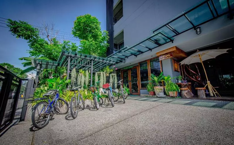 ホテル Na Siri Lakeview