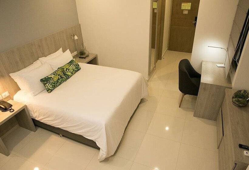 ホテル Sexta Avenida Inn