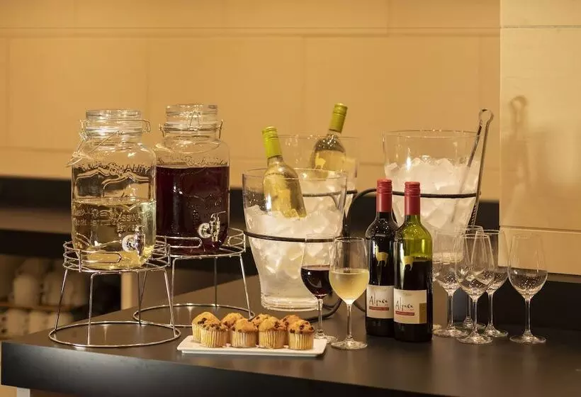 ホテル Garner Osaka Honmachi Kita Semba By Ihg