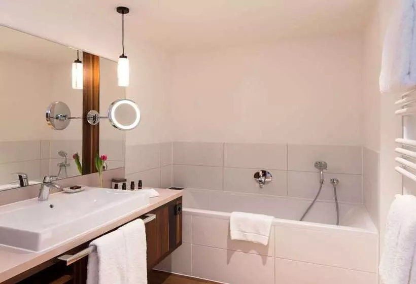 The Liberty Hotel Bremerhaven Bw Signature Collection