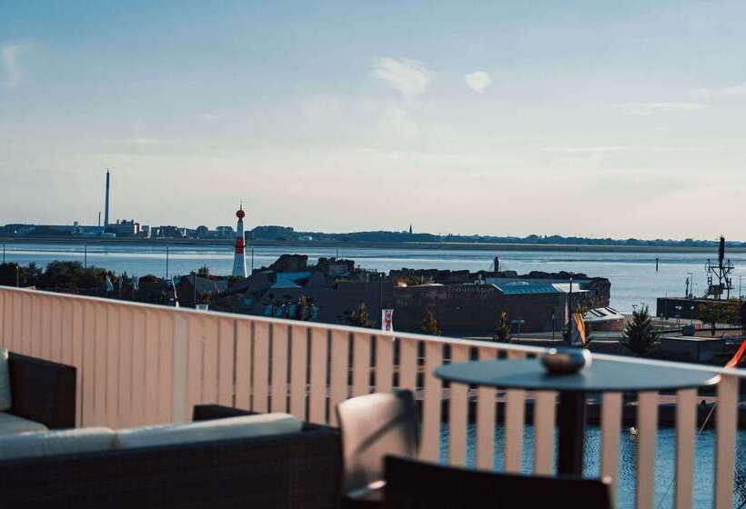 The Liberty Hotel Bremerhaven Bw Signature Collection