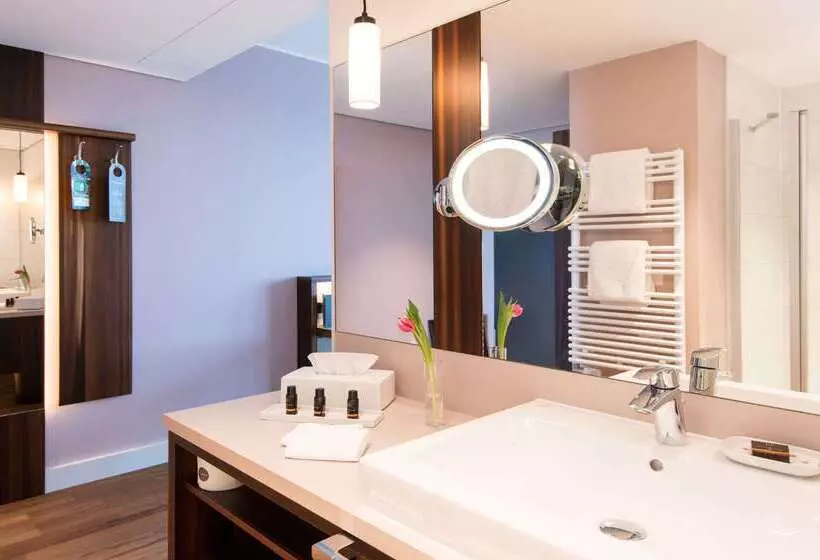 The Liberty Hotel Bremerhaven Bw Signature Collection