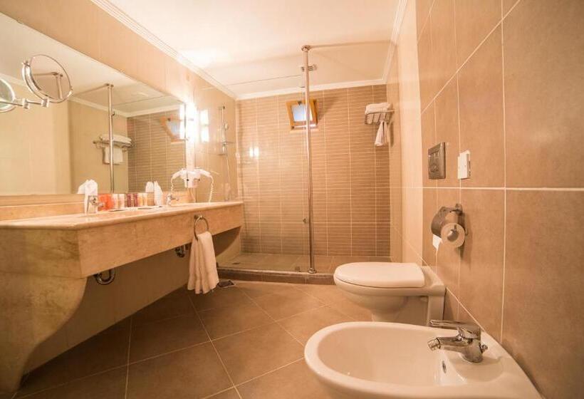 The Old Village Hotel & Resort