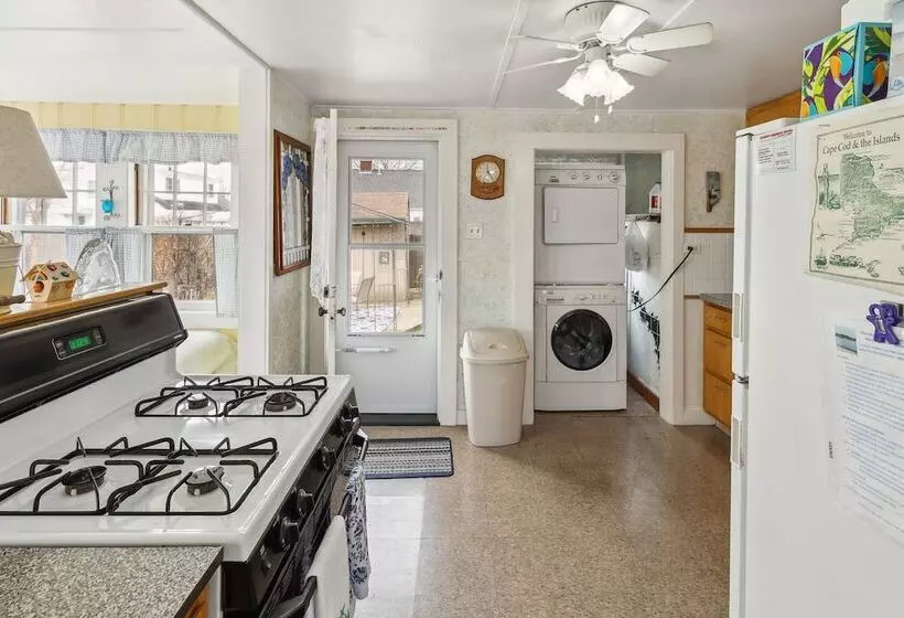 Coastal Cottage Retreat Steps From The Beach 2 Bedroom Cottage