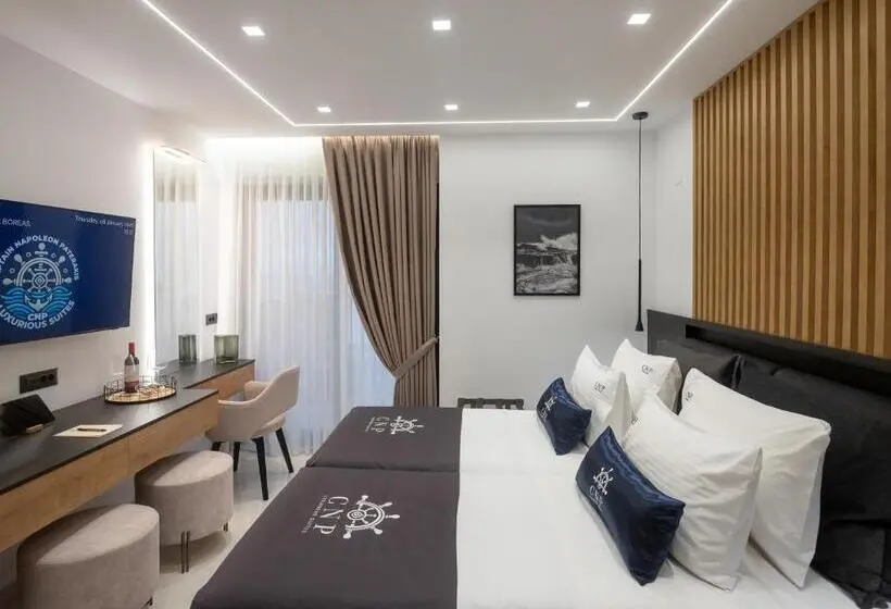 ホテル Captain Napoleon Paterakis Cnp Luxurious Suites