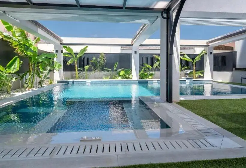 Hôtel Captain Napoleon Paterakis Cnp Luxurious Suites - Héraklion