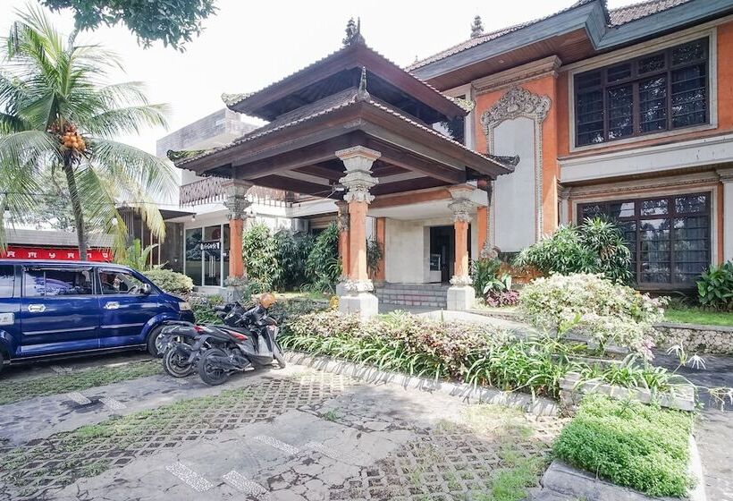 Hotel Akarsa Transit