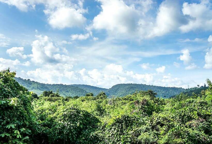 فندق Boreirom Teuk Chhou Resort