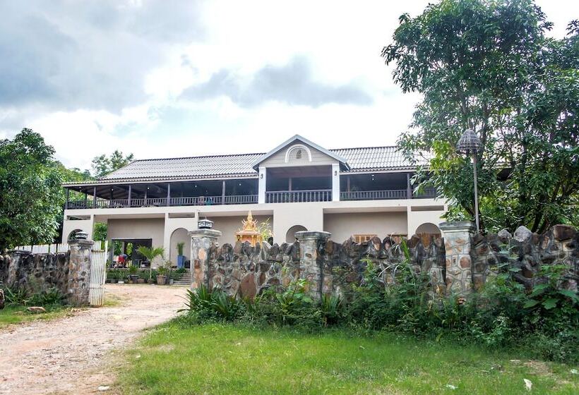 فندق Boreirom Teuk Chhou Resort