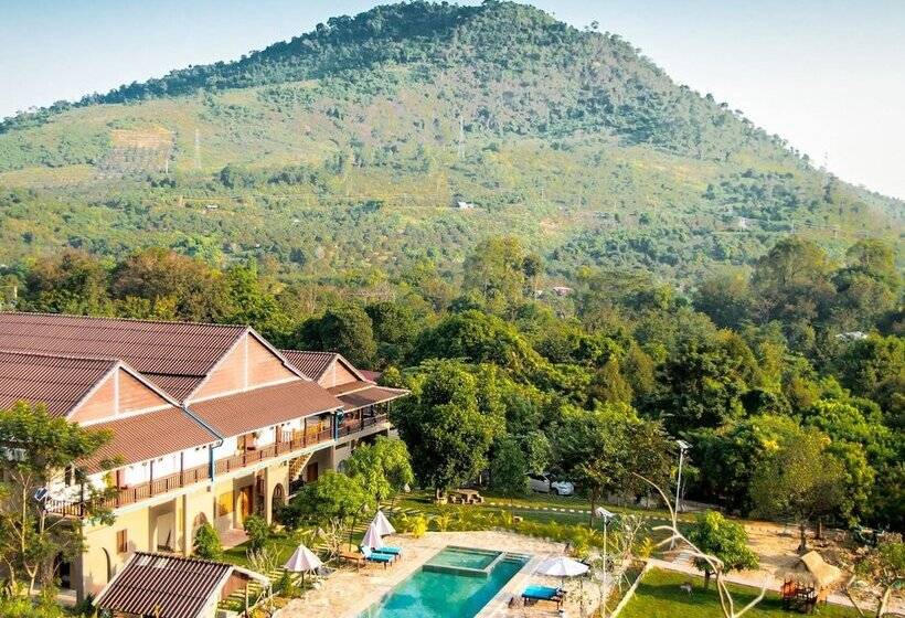 فندق Boreirom Teuk Chhou Resort