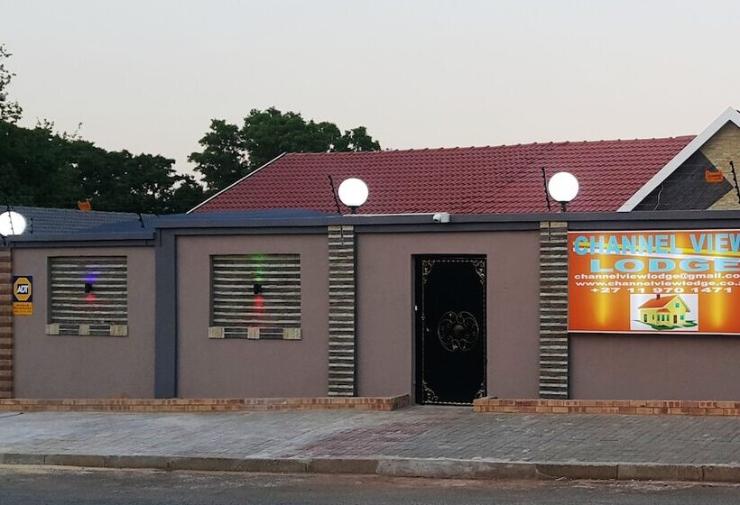 酒店 Channel View Lodge