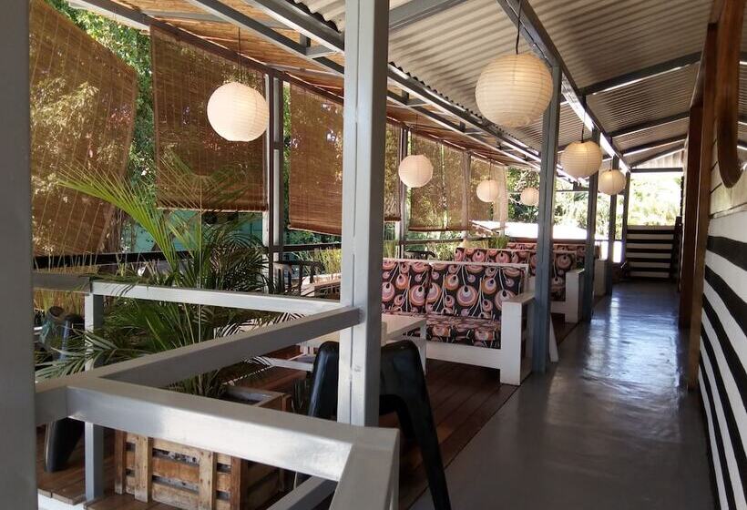 Tuanis B&b Tamarindo