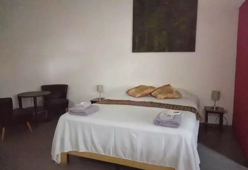 Tuanis B&b Tamarindo