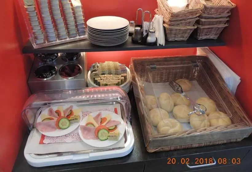 Aamiaismajoitus (B&B) Avia Motel Bisamberg