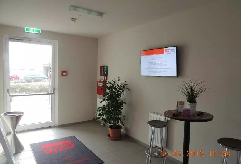 Aamiaismajoitus (B&B) Avia Motel Bisamberg