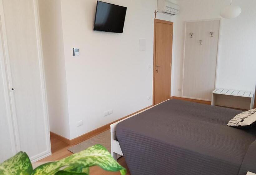 تختخواب و صبحانه I Personaggi