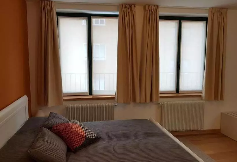 تختخواب و صبحانه I Personaggi