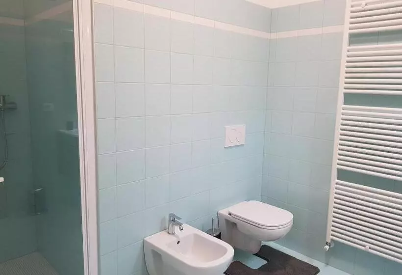 تختخواب و صبحانه I Personaggi